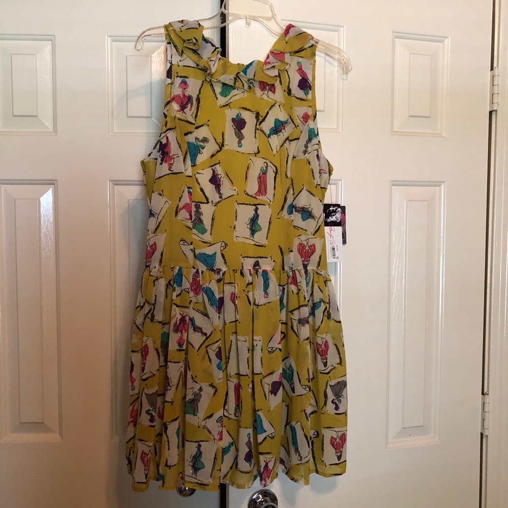 Marilyn Monroe yellow dress NWT